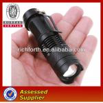 200 Lumen Mini CREE Q5 Led Zoomable Flashlight Torch RF38019